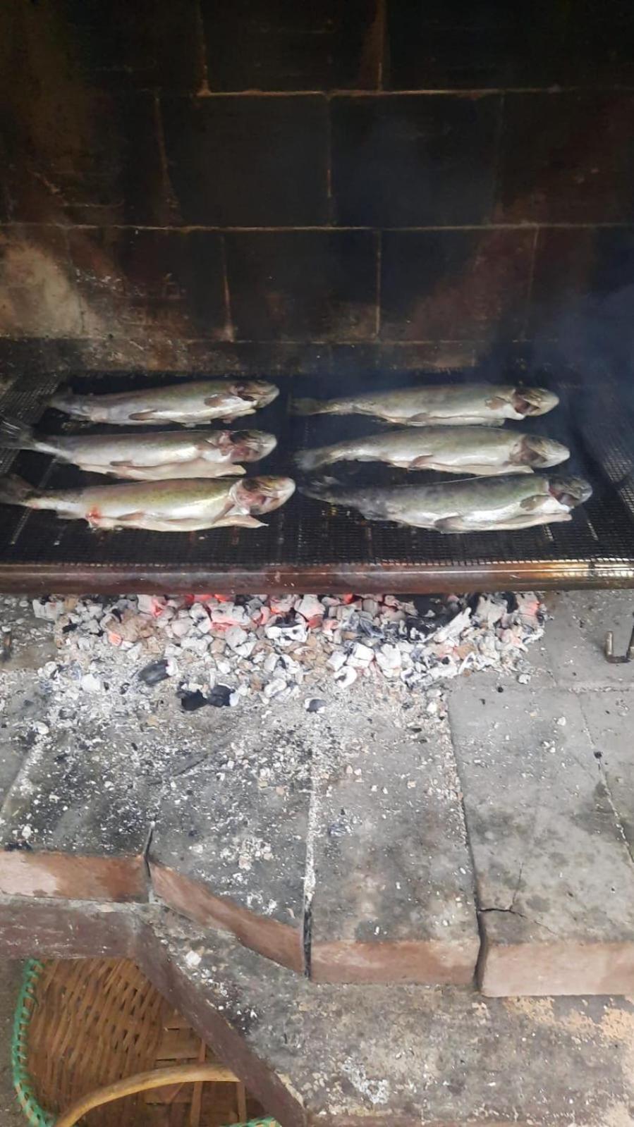 Anamarija Apartments Licko Petrovo Selo Kültér fotó