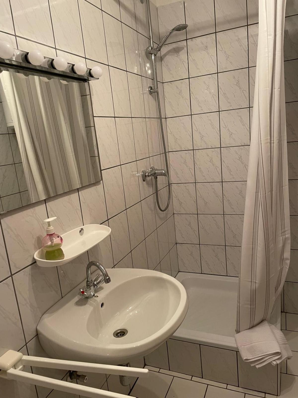 Anamarija Apartments Licko Petrovo Selo Kültér fotó